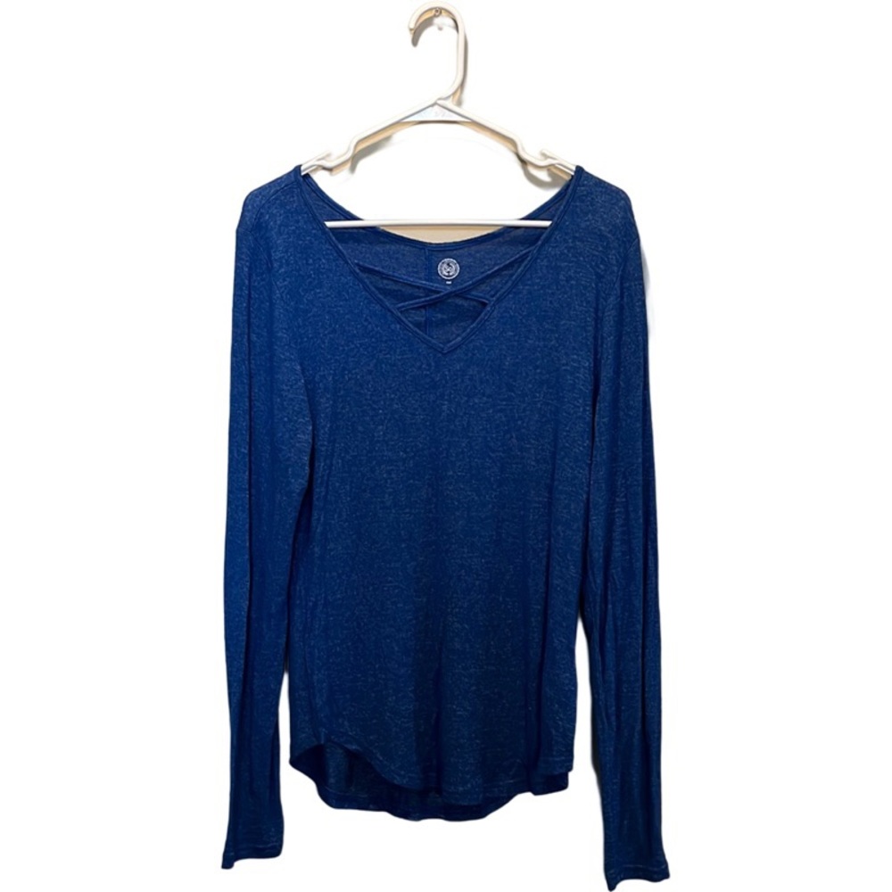 Womans XL SO fitted top